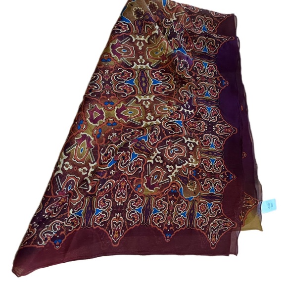 Coldwater Creek 100% Silk Scarf 35x35 Paisley Floral Square Wrap Multicolor Boho - Picture 3 of 5